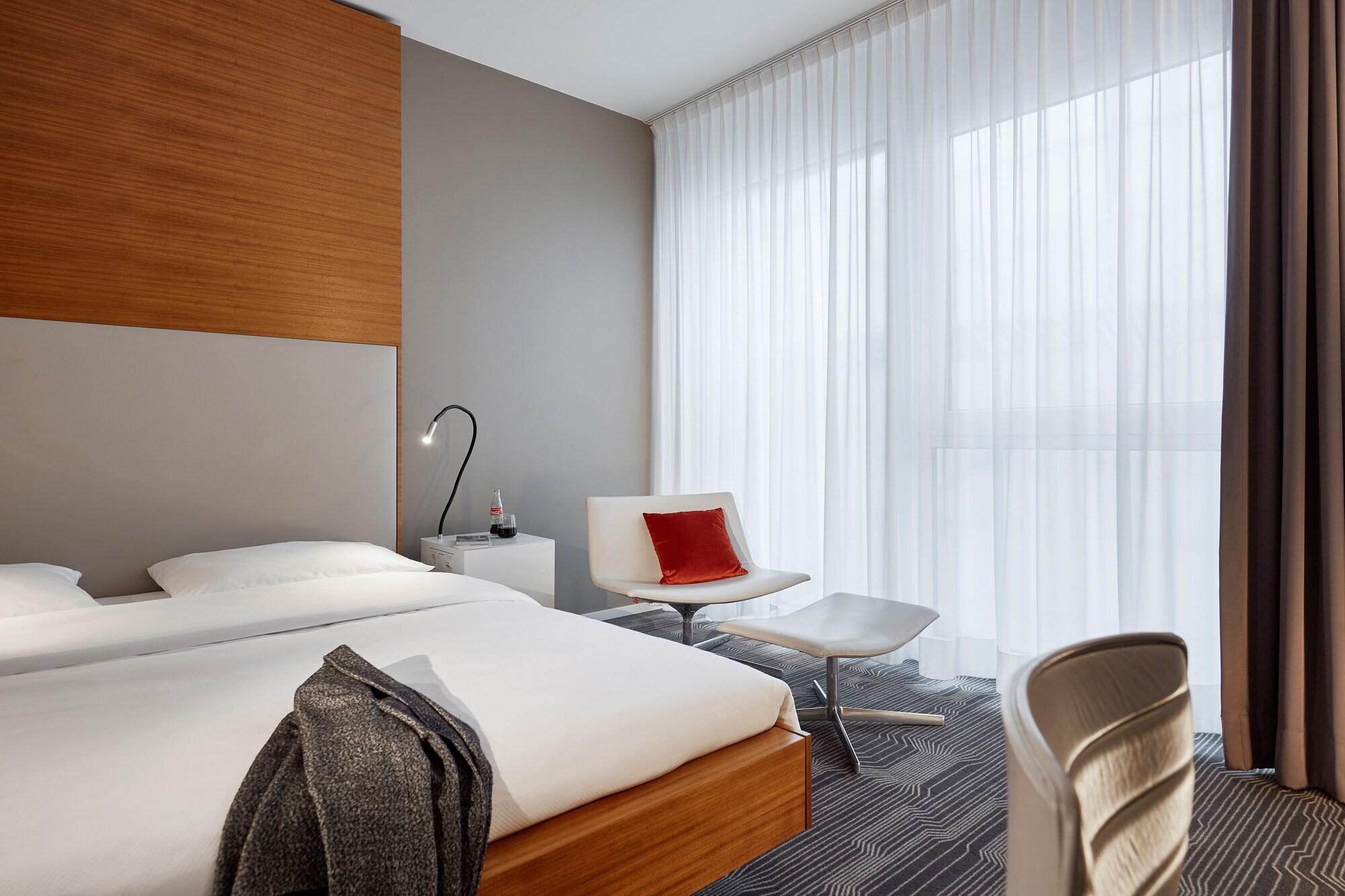 Legere Luxembourg Hotel 4*